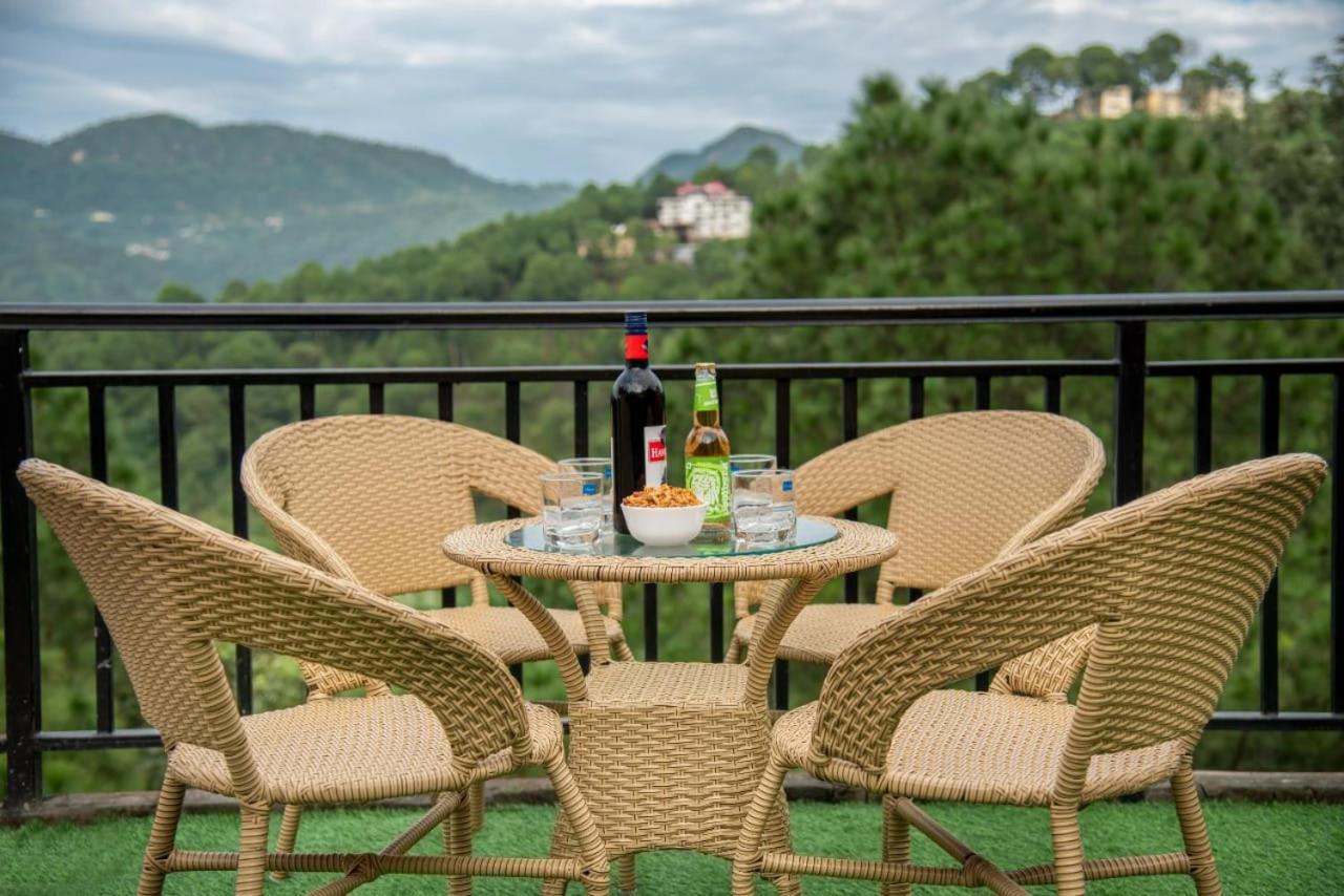 Himalyan Basera I Pvt Balcony I Serviced Apt I By Exotic Stays Kasauli Extérieur photo